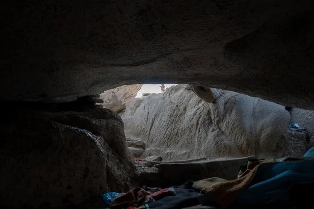 Pilgrims visiting Jabal al-Thawr